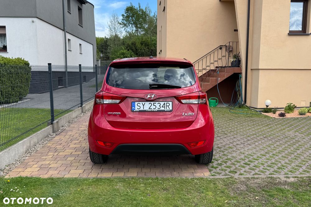 Hyundai ix20 1.6 blue YES Gold - 6