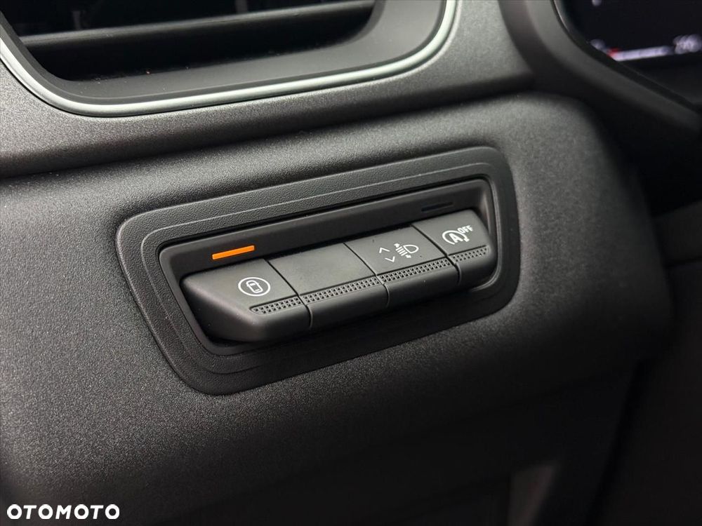 Renault Captur 1.0 TCe Techno - 11