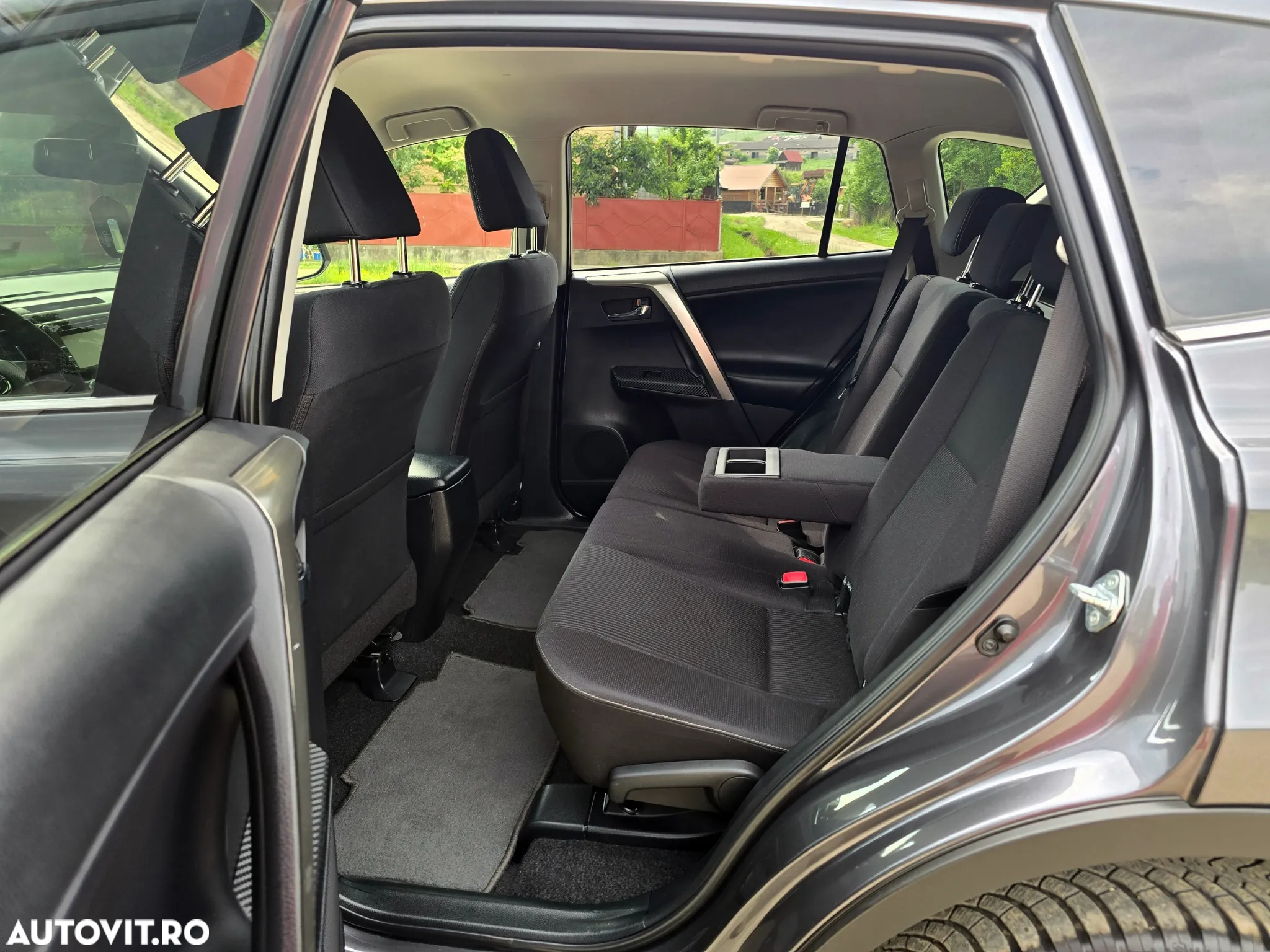Toyota RAV4 2.2 D-4D 4x4 Edition - 27