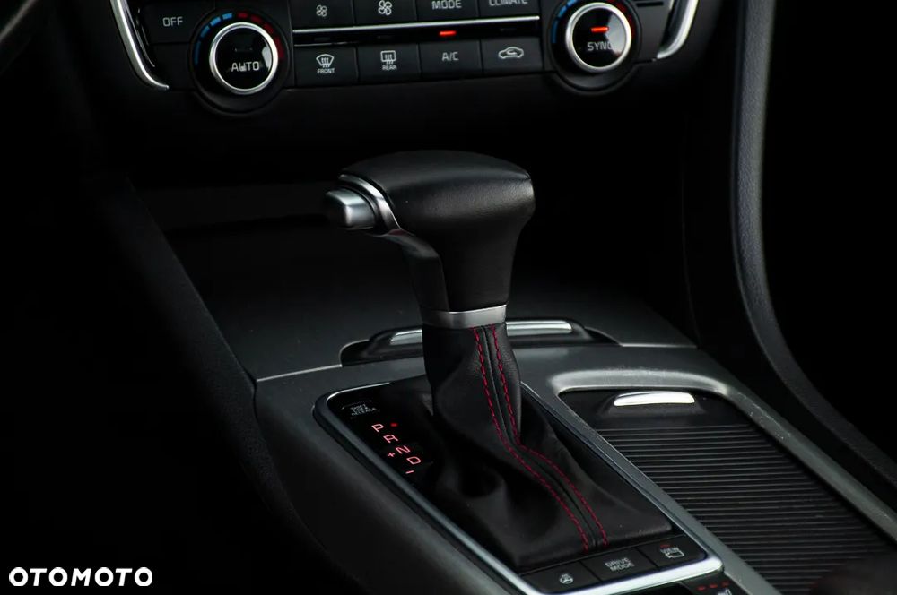 Kia Optima Sportagon 2.0 T-GDI Automatik GT - 33