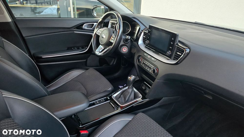 Kia XCeed 1.6 CRDi EDITION 7 - 15