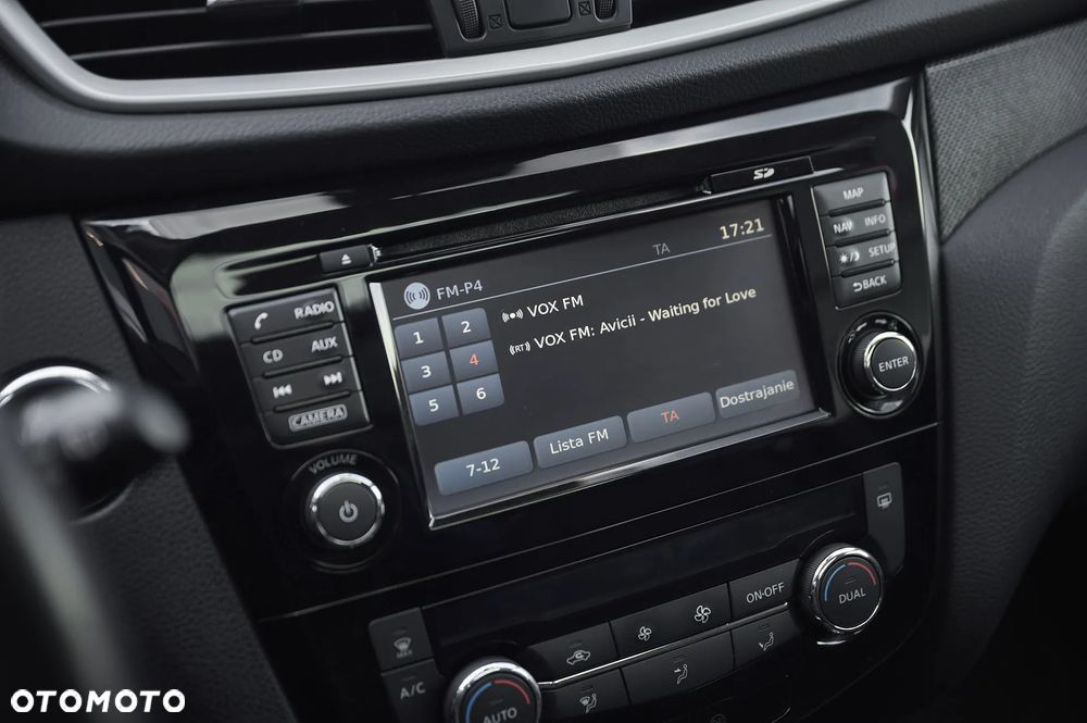 Nissan X-Trail 1.6 DCi Tekna 2WD Xtronic 7os - 29