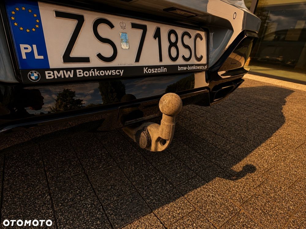 BMW Seria 7 M760e PHEV xDrive Individual Edition sport - 17