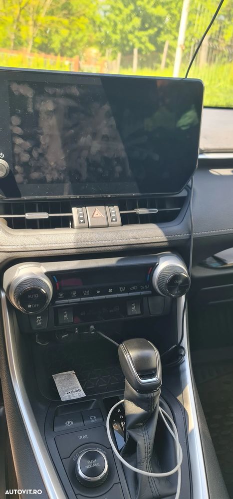 TOYOTA RAV4 2023 — imagine 5