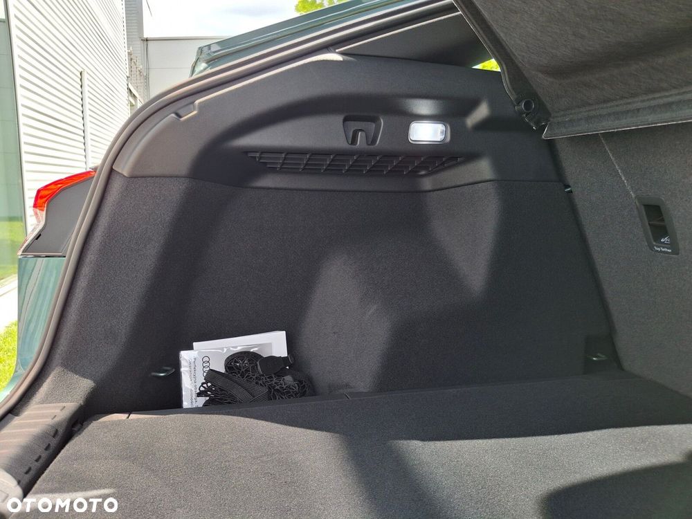 Audi Q4 Sportback e-tron - 11