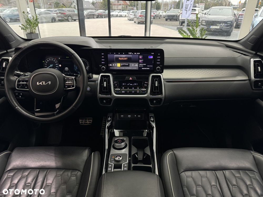 Kia Sorento - 16