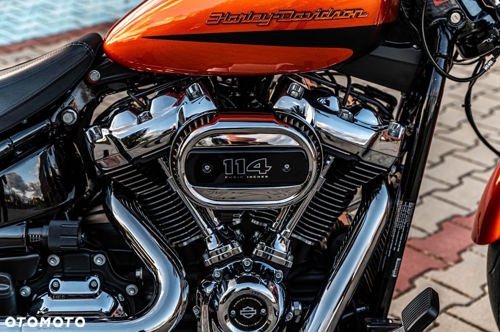 Harley-Davidson Softail Breakout - 9