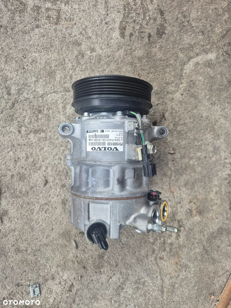 KOMPRESOR KLIMATYZACJI VOLVO XC90 II  P31699133 - 1