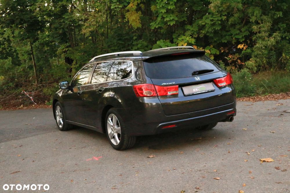 Honda Accord 2.0 Elegance - 9