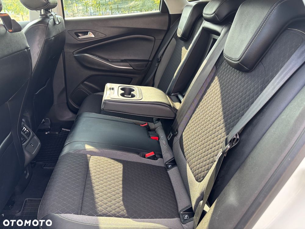 Opel Grandland X 1.2 T Elite S&S - 19