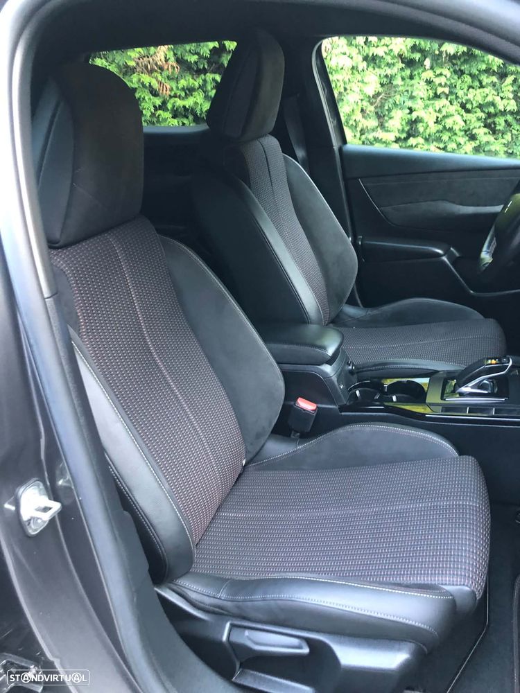 DS DS3 Crossback E-TENSE PERFORMANCE LINE + - 20