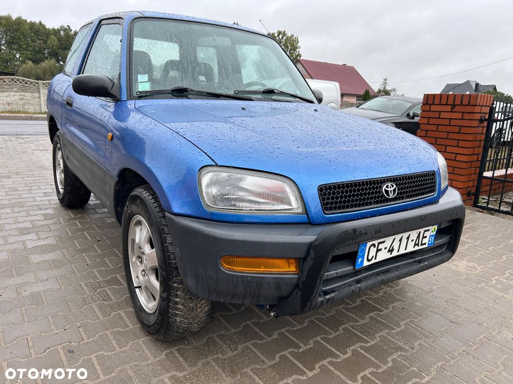 Toyota RAV4 - 6