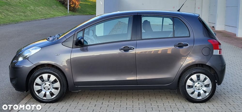 Toyota Yaris 1.0 Entry - 4