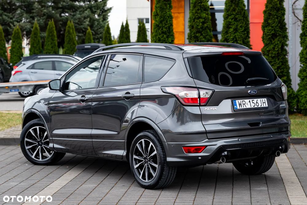 Ford Kuga 1.5 EcoBoost 2x4 ST-Line - 36