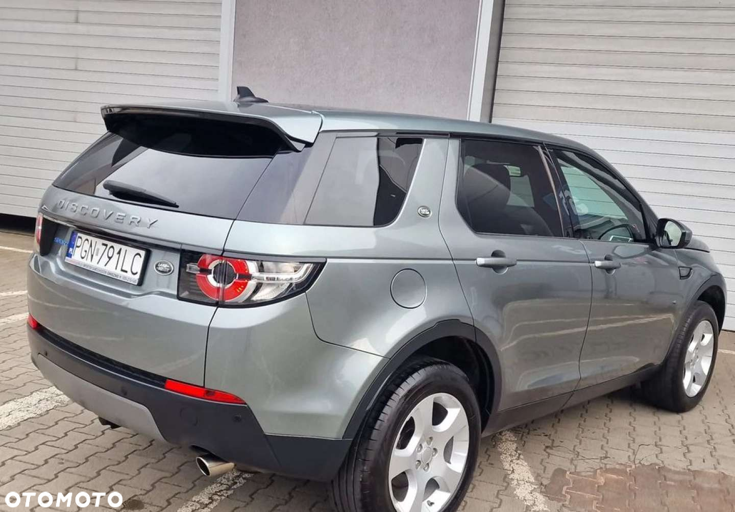 Land Rover Discovery Sport - 2