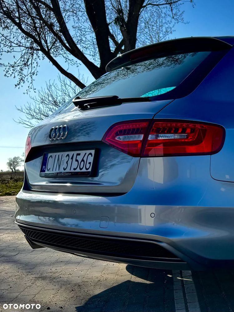 Audi A4 Avant - 15