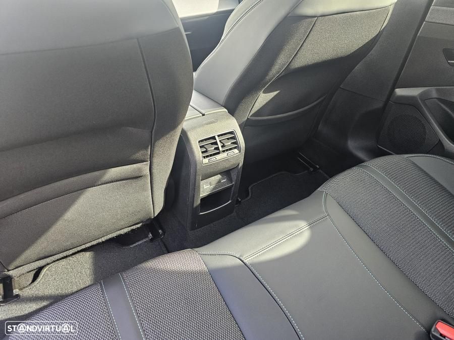 Peugeot 308 1.2 PureTech Allure - 17