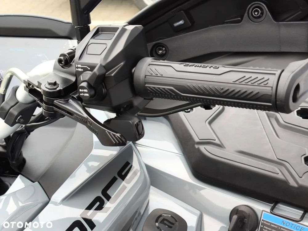 CFMoto CForce - 8