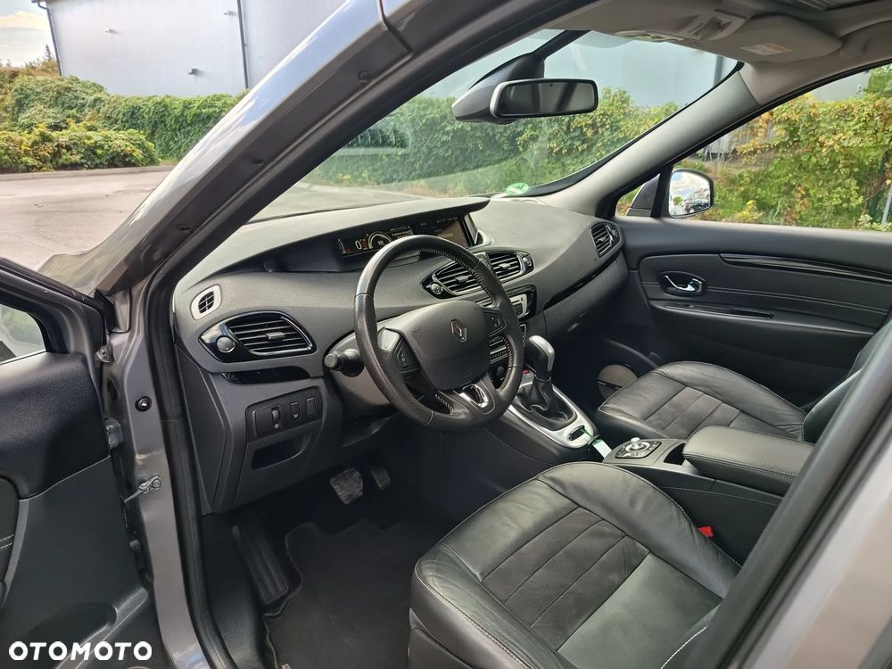 Renault Grand Scenic dCi 150 FAP Bose Edition - 17