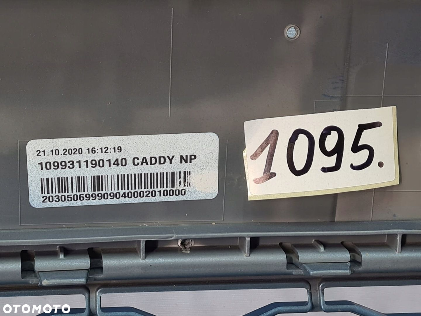 VW CADDY IV 4 V 5 2K7 ZDERZAK PRZÓD PRZEDNI 2020- PDC - 3