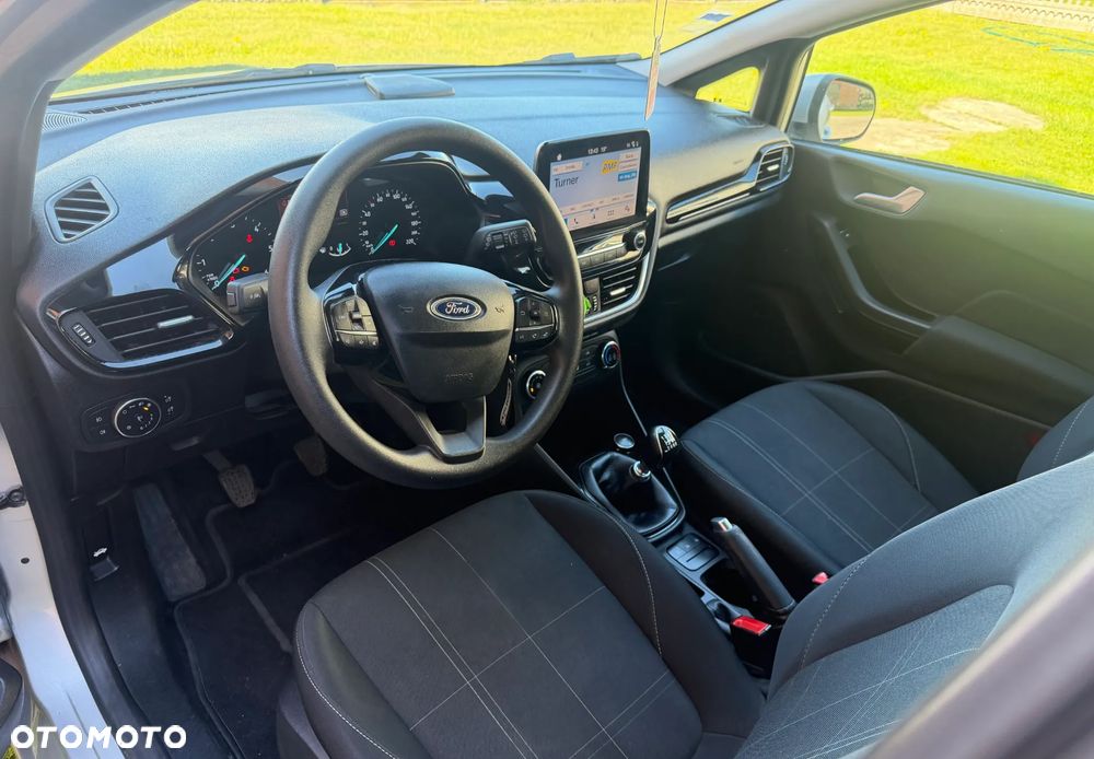 Ford Fiesta - 7