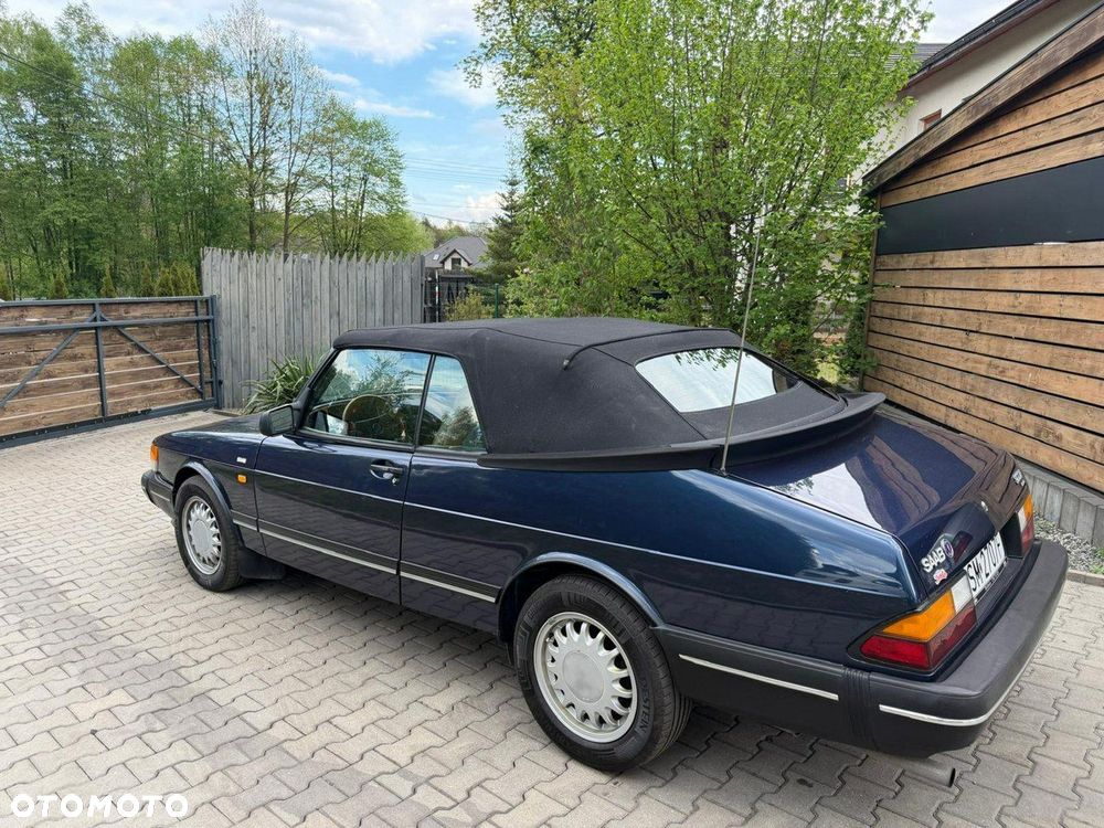 Saab 900 - 3