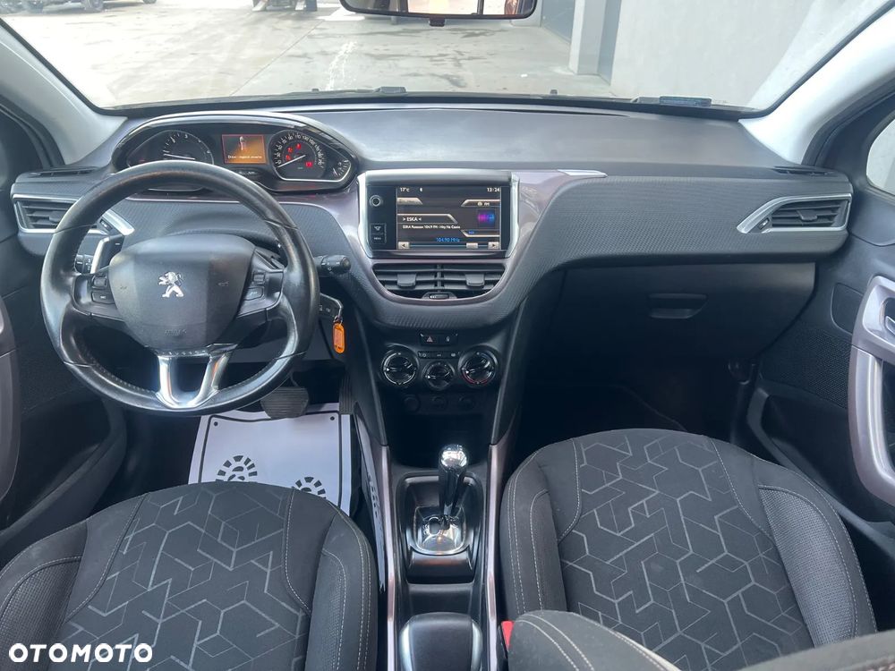 Peugeot 2008 e-HDi FAP 92 EGS6 STOP & START Allure - 15