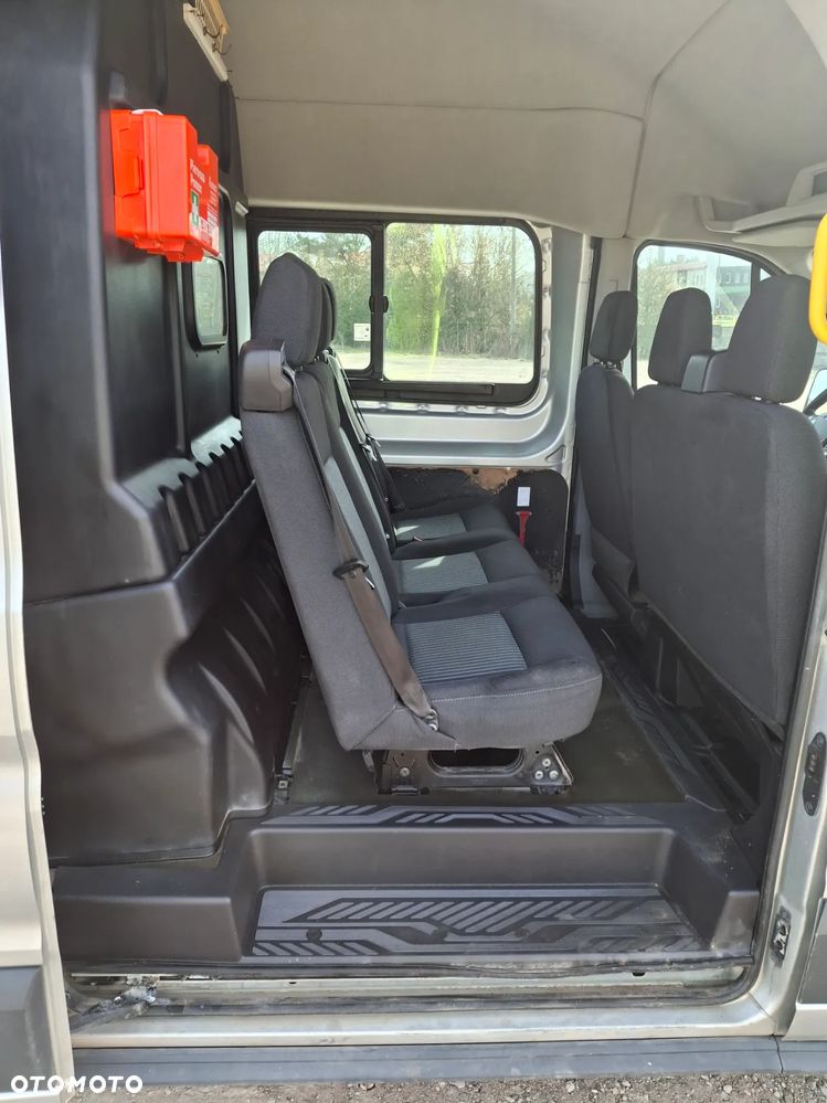 Ford Transit - 8