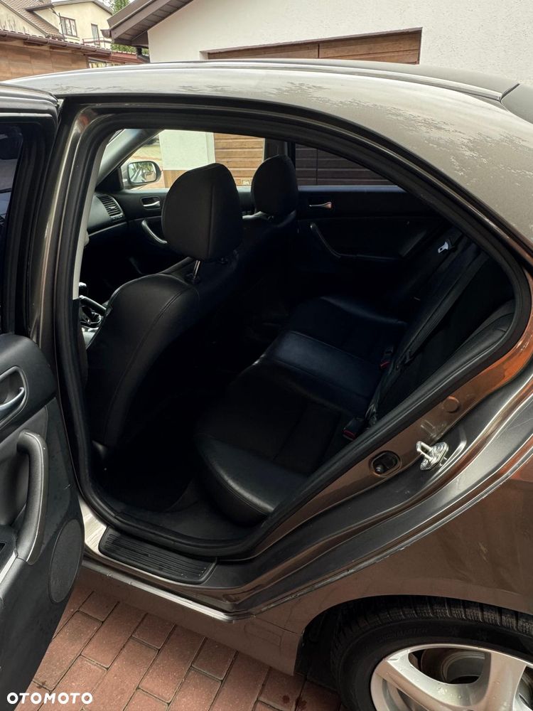 Honda Accord 2.0 Executive - 15