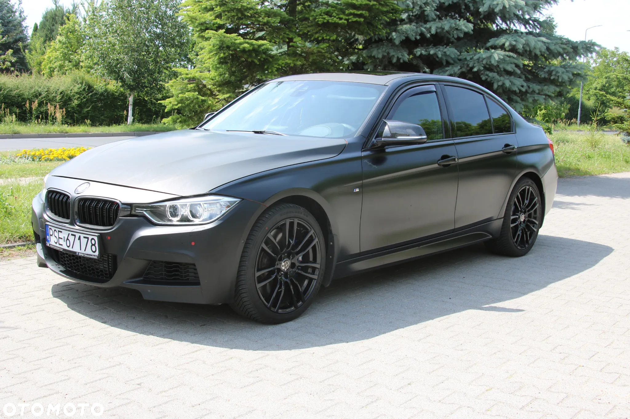 BMW Seria 3 335i xDrive - 14