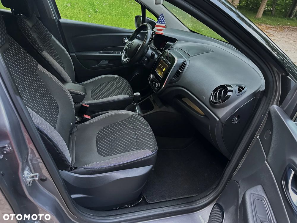 Renault Captur - 19