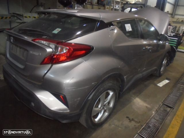 Carro MOT: 2ZRFXE CXVEL: CVFC TOYOTA CHR 2017 1.8 HYBRID 122CV 5P CINZENTO GASOLINA - 11