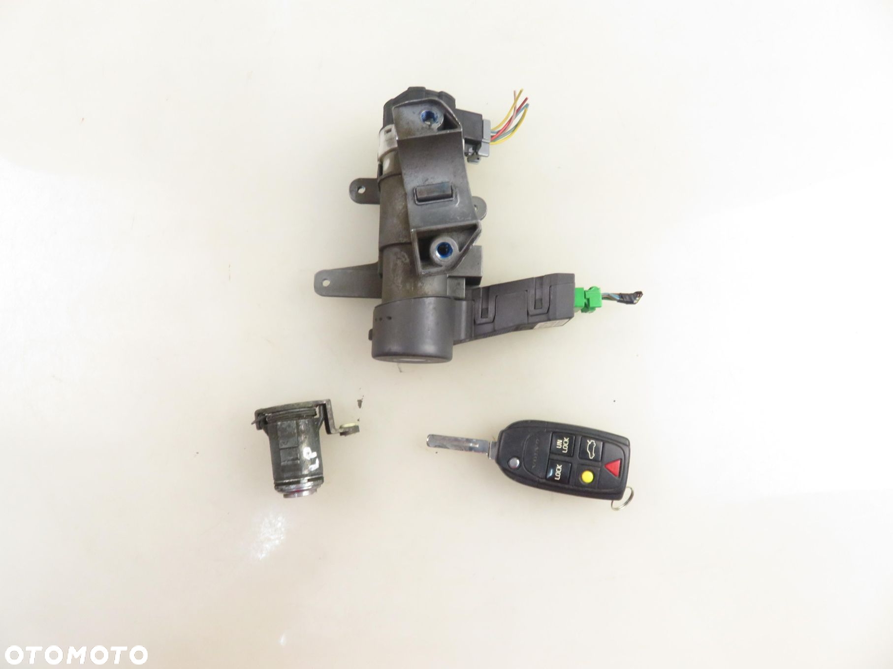 STACYJKA WKŁADKI VOLVO V70 II SW(285) 8673073 - 14