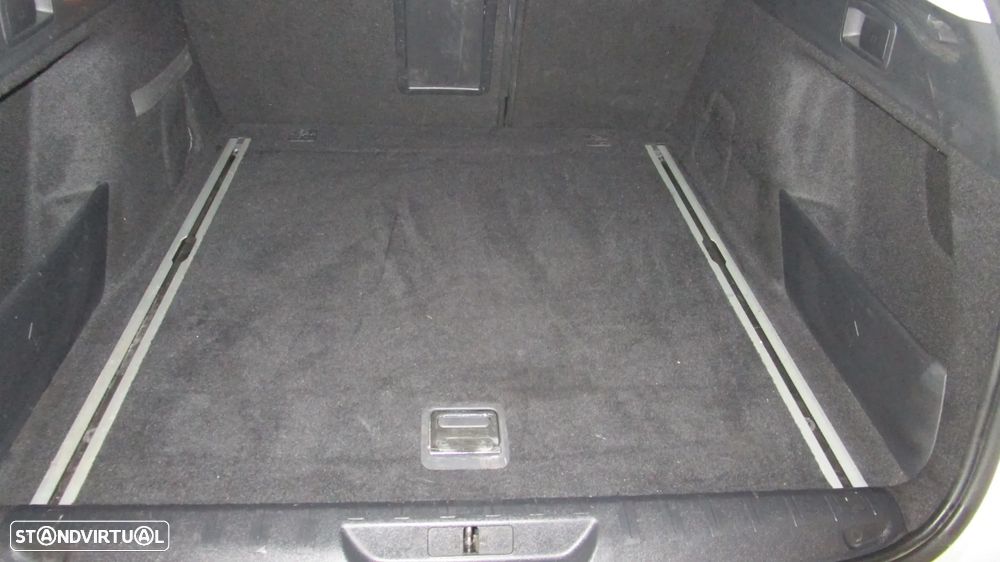 Peugeot 308 SW BlueHDi 120 Stop & Start Allure - 21