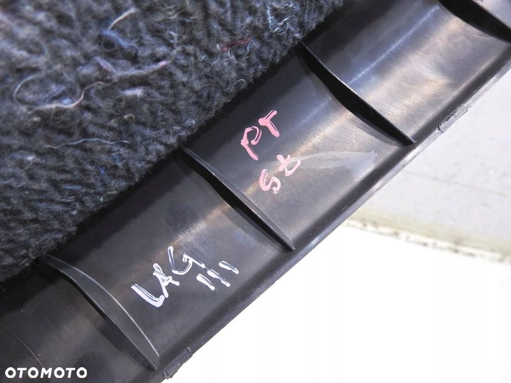 LISTWA OSŁONA PROGU PRAWY TYŁ RENAULT LAGUNA III 769170003R - 2