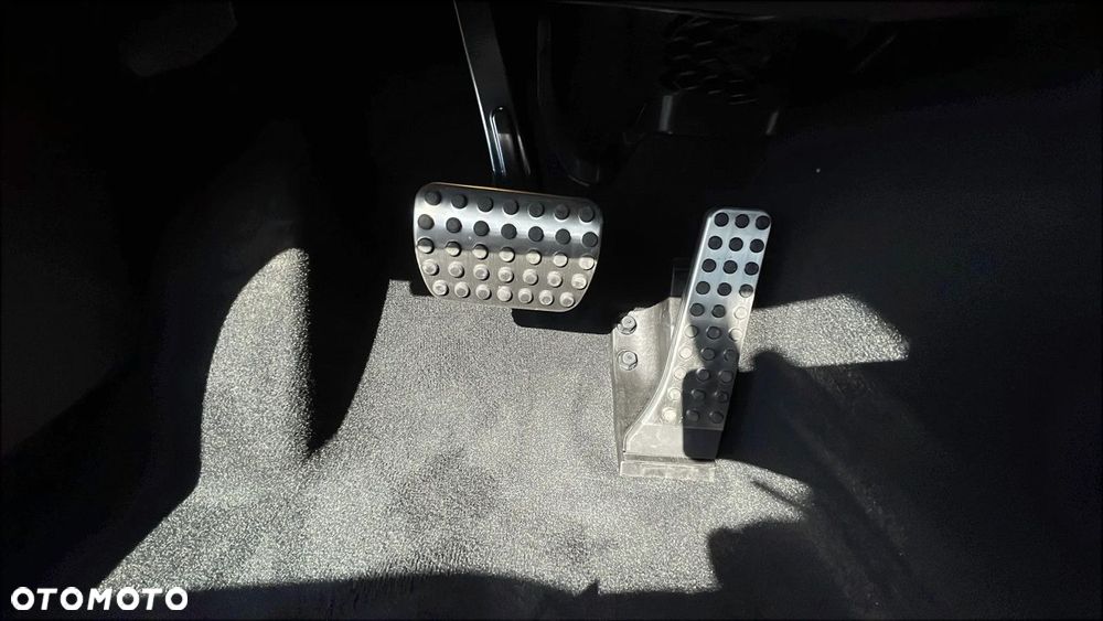 Mercedes-Benz Klasa E - 15