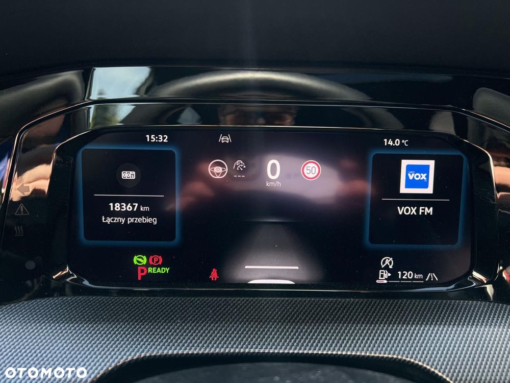 Volkswagen Golf 1.5 eTSI EVO R-Line DSG - 6