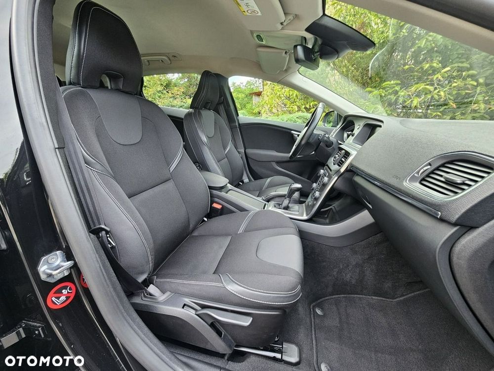 Volvo V40 - 10