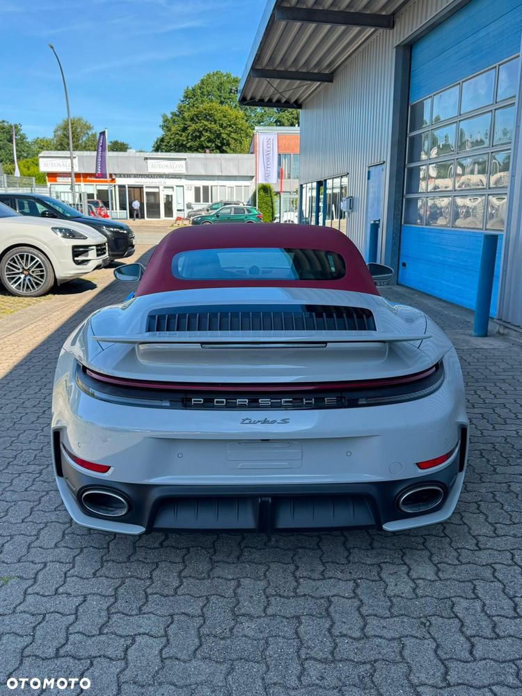 Porsche 911 911Turbo S - 6