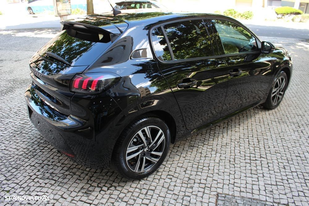 Peugeot 208 1.2 PureTech Allure - 11