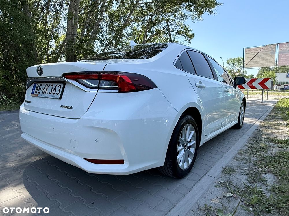 Toyota Corolla 1.8 Hybrid Comfort - 18