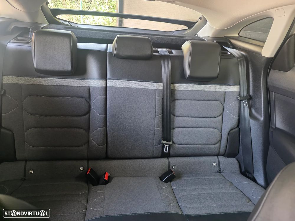 Citroën C4 BlueHDi 110 Stop&Start FEEL - 51