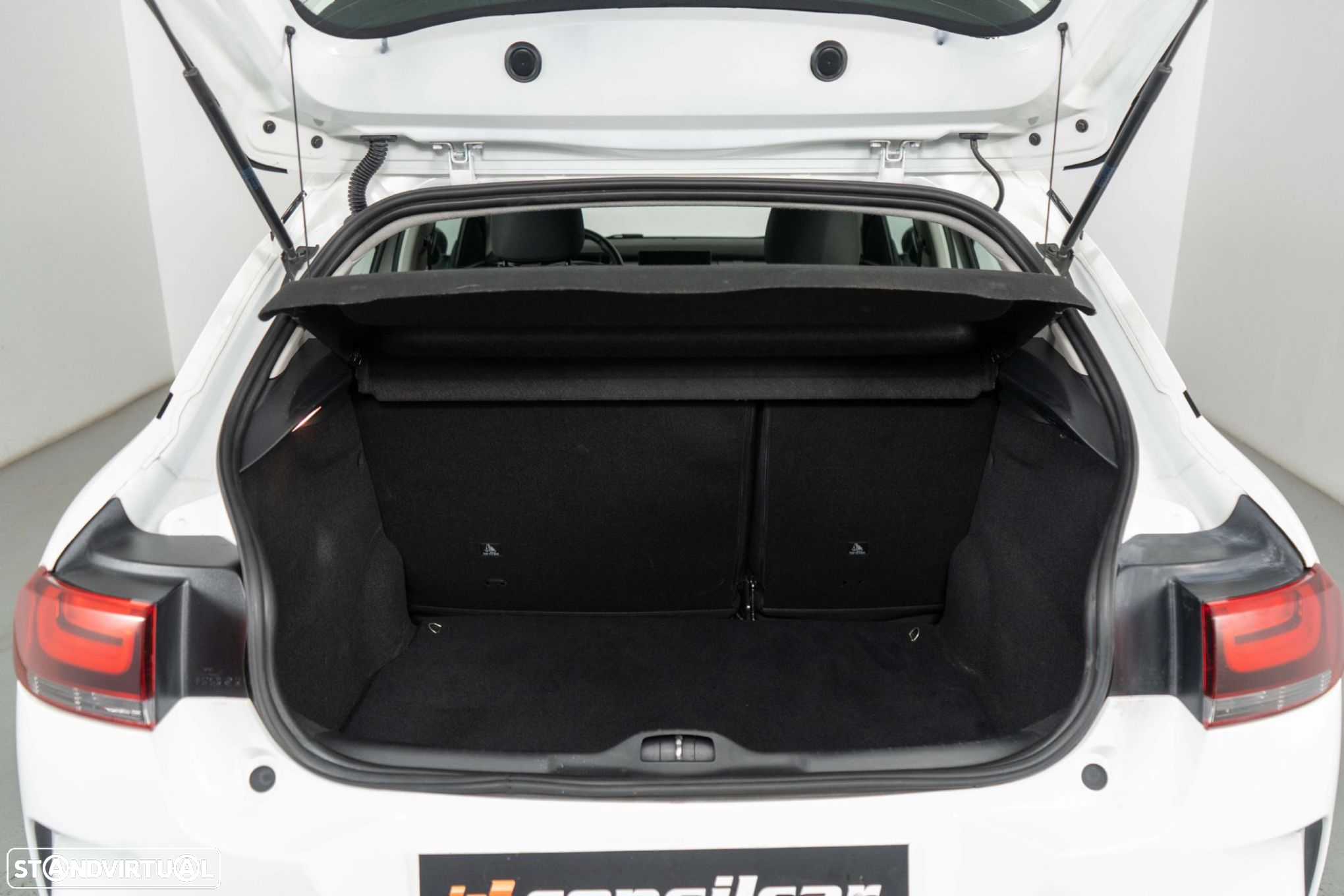 Citroën C4 Cactus 1.2 PureTech Feel Business EAT6 - 12