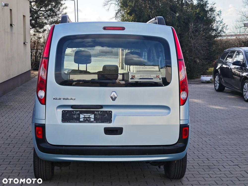 Renault Kangoo 1.6 16V 105 Happy Family - 28