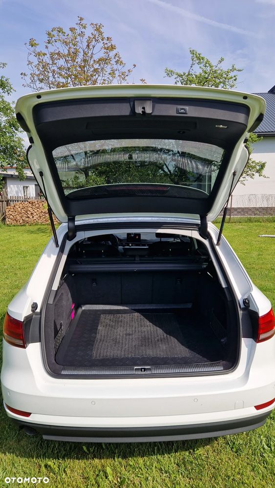 Audi A4 Avant 2.0 TDI - 9