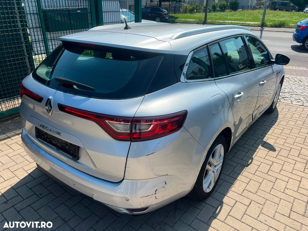Renault Megane 1.5 dCi Expression - 9