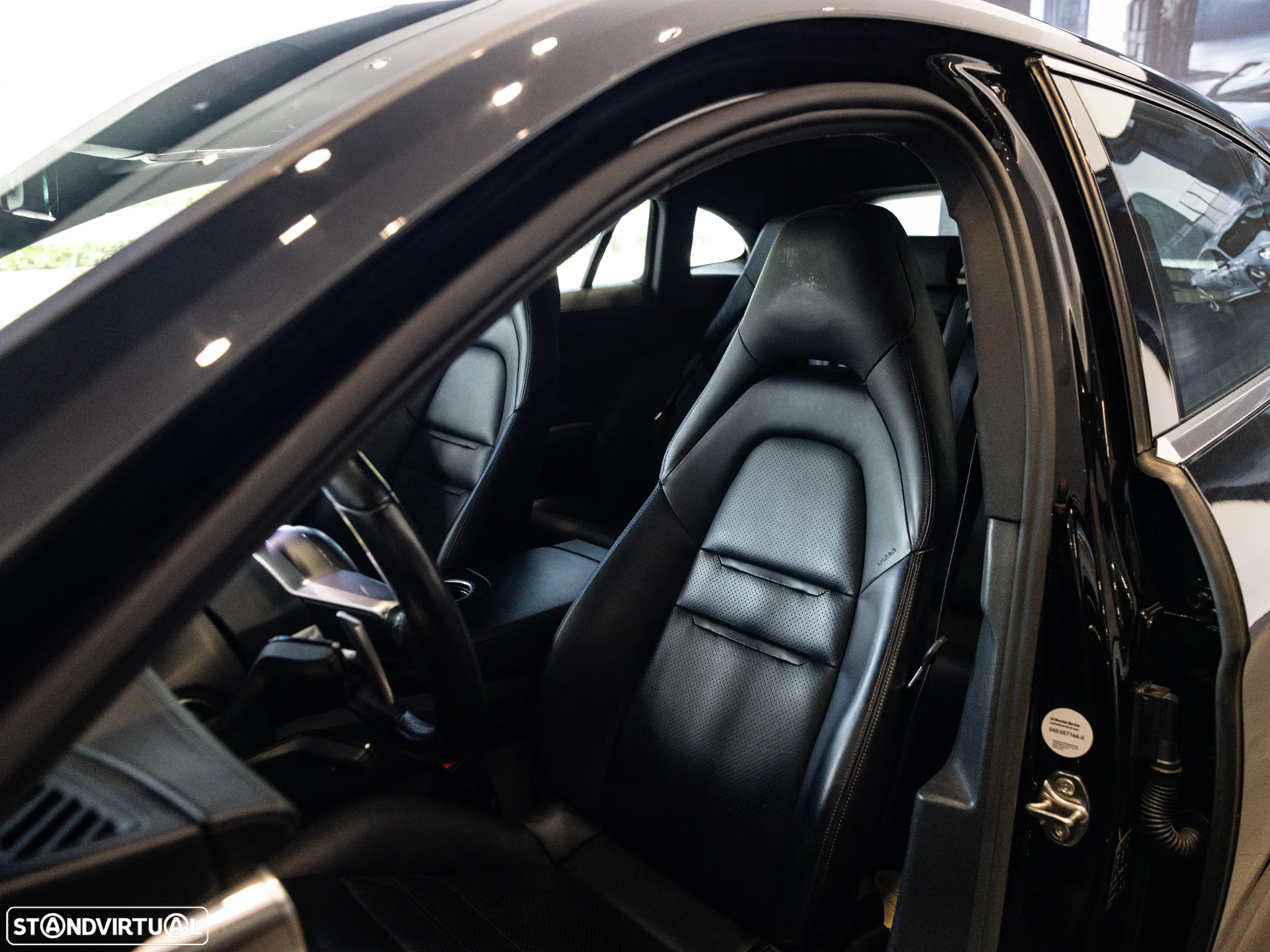 Porsche Panamera Sport Turismo 4 E-Hybrid - 29