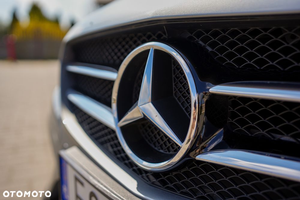Mercedes-Benz Klasa C 180 7G-TRONIC AMG Line - 3