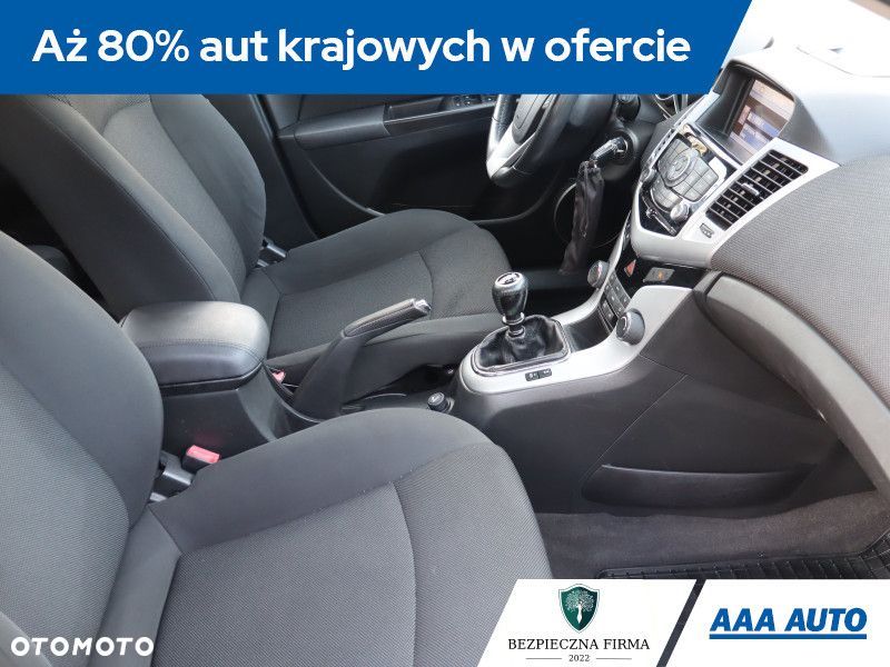 Chevrolet Cruze - 10