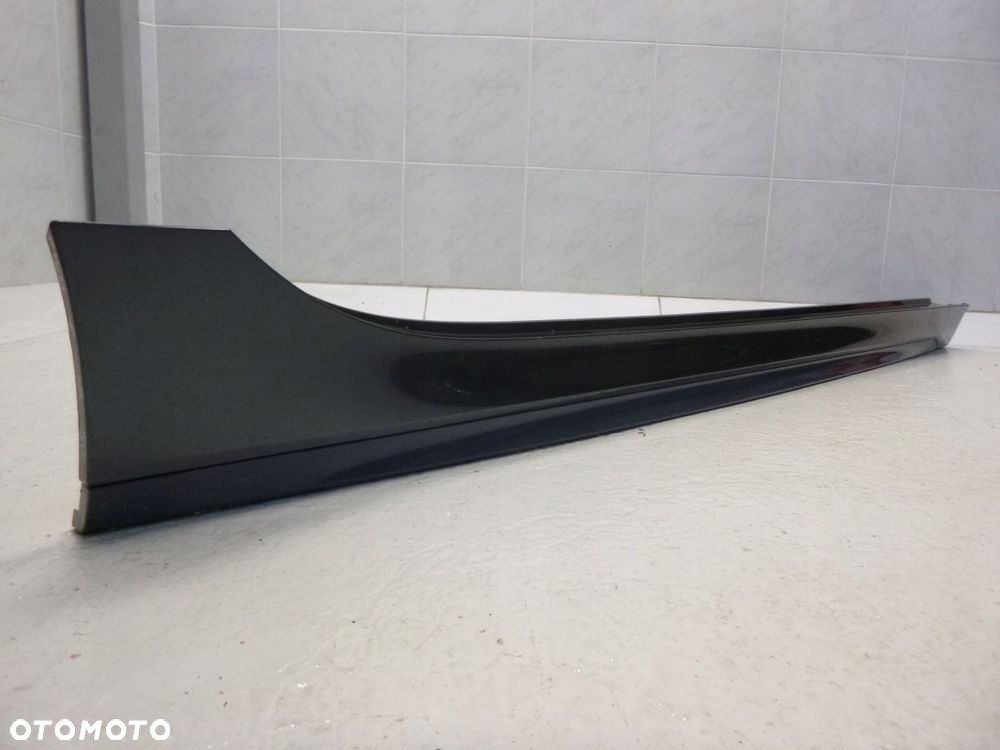 BMW M1 F40 M PAKIET LISTWA NAKŁADKA PROGU PROGOWA PRAWA ORYGINAŁ - 7